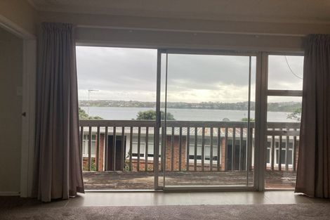 Photo of property in 2 The Promenade, Takapuna, Auckland, 0622