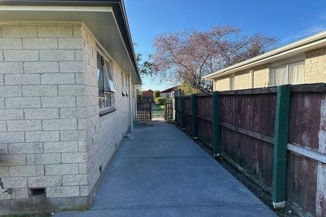 Photo of property in 82 Lowry Avenue, Redwood, Christchurch, 8051