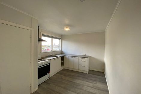 Photo of property in 30 Cargill Street, Papakura, 2110