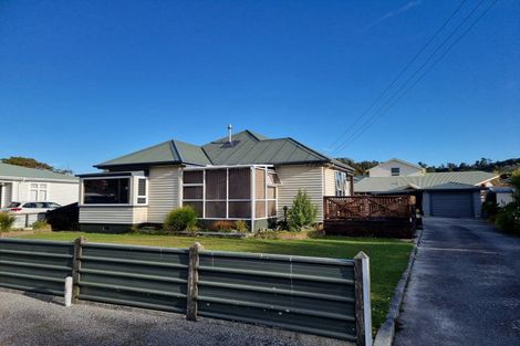 Photo of property in 8 Bridge Street, Greymouth, 7805
