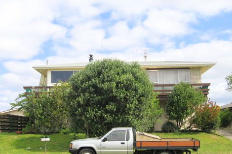 Photo of property in 8 Dickson Road, Papamoa Beach, Papamoa, 3118