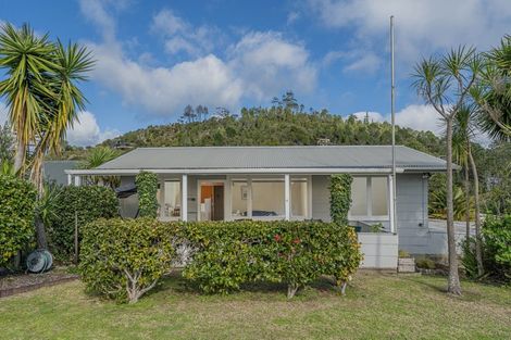 Photo of property in 4 Riverview Road, Cooks Beach, Whitianga, 3591