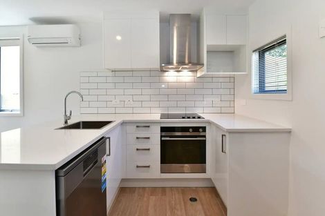 Photo of property in 9/694 Whangaparaoa Road, Stanmore Bay, Whangaparaoa, 0932
