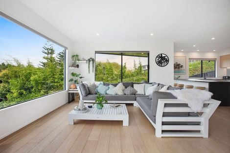 Photo of property in 162a Clovelly Road, Bucklands Beach, Auckland, 2012