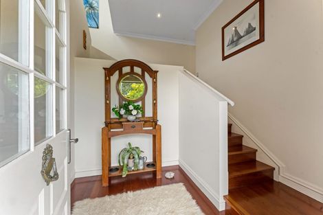 Photo of property in 31 Hythe Terrace, Mairangi Bay, Auckland, 0630