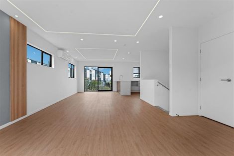 Photo of property in 8 Wahine Street, Papakura, 2110