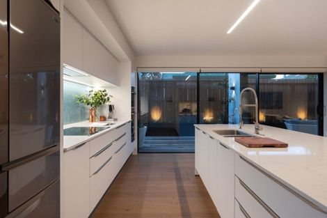 Photo of property in 5 Fourth Avenue, Tauranga, 3110