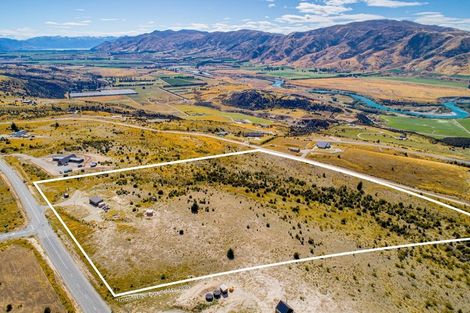 Photo of property in 79 Wailana Heights Drive, Queensberry, Cromwell, 9383