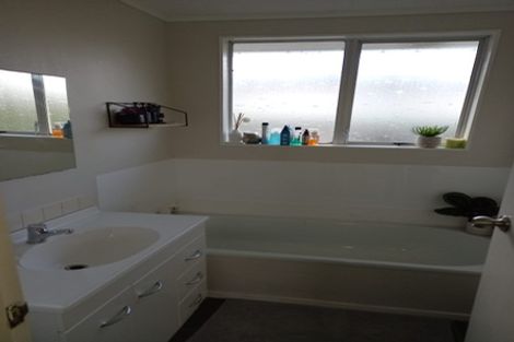 Photo of property in 1 Topeka Grove, Totara Park, Upper Hutt, 5018