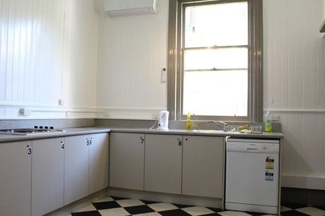 Photo of property in 18 Constitution Street, Dunedin Central, Dunedin, 9016