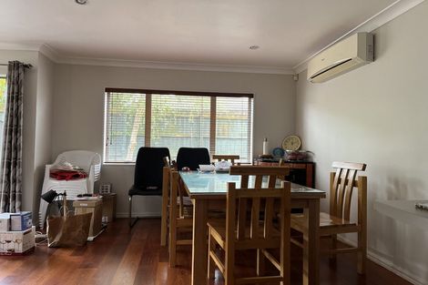 Photo of property in 4 Lissleton Drive, East Tamaki, Auckland, 2013
