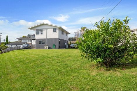 Photo of property in 1 Tindalls Bay Road, Tindalls Beach, Whangaparaoa, 0930