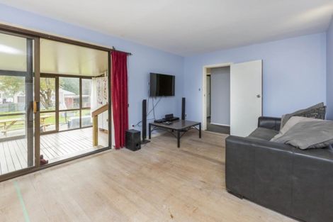 Photo of property in 16 Richard Grove, Stokes Valley, Lower Hutt, 5019