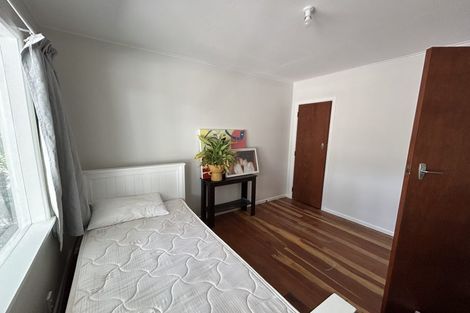 Photo of property in 18 Aplin Terrace, Ngaio, Wellington, 6035