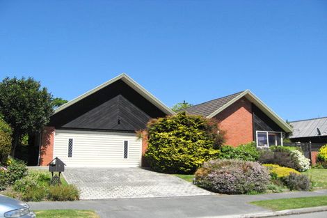 Photo of property in 4 Cottesmore Close, Burnside, Christchurch, 8053