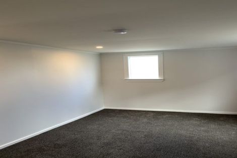 Photo of property in 32 Glamis Avenue, Strathmore Park, Wellington, 6022