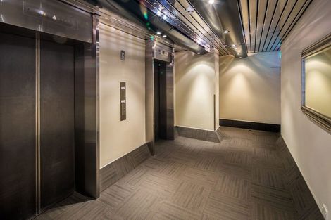 Photo of property in 17 Kent Terrace - Kent Apartments, 7e/16 Kent Terrace, Mount Victoria, Wellington, 6011