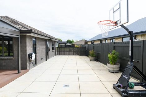 Photo of property in 45 Liberty Grove, Kelvin Grove, Palmerston North, 4414