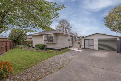 Photo of property in 44d Woodend Road, Woodend, 7610