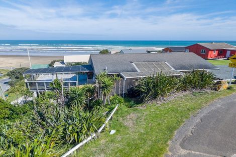 Photo of property in 1 Rope Crescent, Te Kopuru, Dargaville, 0371