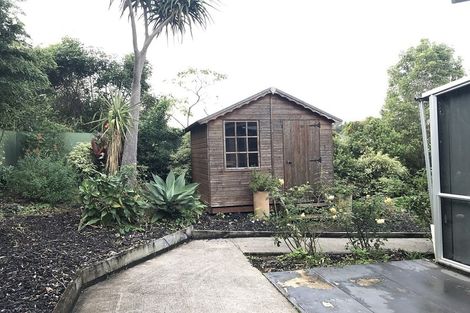 Photo of property in 37 Takapu Street, Henderson, Auckland, 0612