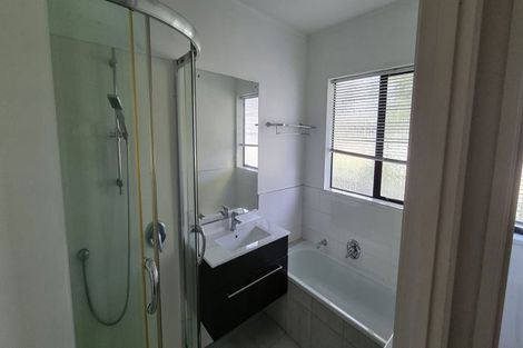 Photo of property in 2/3 Skilling Place, Farm Cove, Auckland, 2012