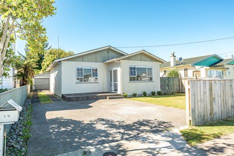 Photo of property in 10 Burton Avenue, Whanganui East, Whanganui, 4500