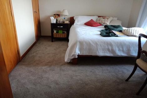 Photo of property in 36 Walter Road, Lowry Bay, Lower Hutt, 5013