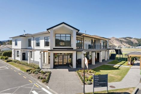 Photo of property in Summerset At The Course, 20 Racecourse Road, Trentham, Upper Hutt, 5018