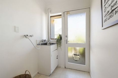 Photo of property in 154 Stapleford Crescent, Browns Bay, Auckland, 0630