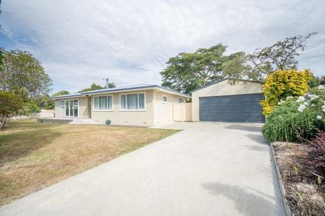 Photo of property in 12 Newcastle Street, Hokowhitu, Palmerston North, 4410