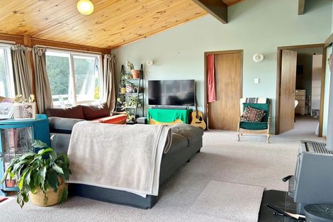 Photo of property in 18 Te Ra Crescent, Diamond Harbour, 8972