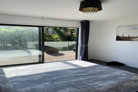 Photo of property in 2/56 Heathcote Road, Castor Bay, Auckland, 0620