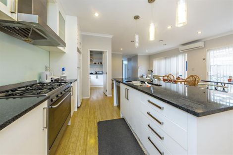 Photo of property in 20 Rohi Place, Flat Bush, Auckland, 2019