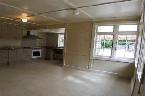 Photo of property in 225 Hanham Road, Kumeu, 0891