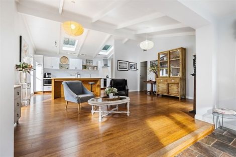 Photo of property in 31 Sumnervale Drive, Sumner, Christchurch, 8081