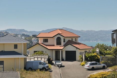 Photo of property in 14 Birkhall Grove, Strathmore Park, Wellington, 6022