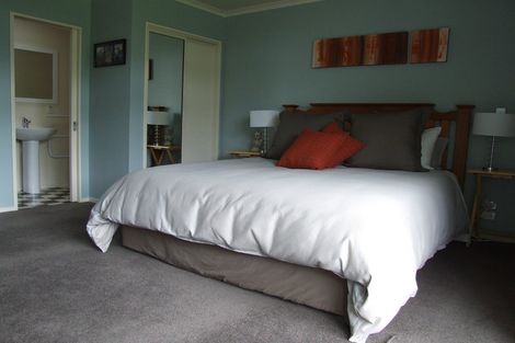 Photo of property in 51a Middleton Road, Upper Riccarton, Christchurch, 8041