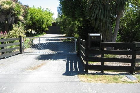 Photo of property in 10 Clarevale Street, Burwood, Christchurch, 8083