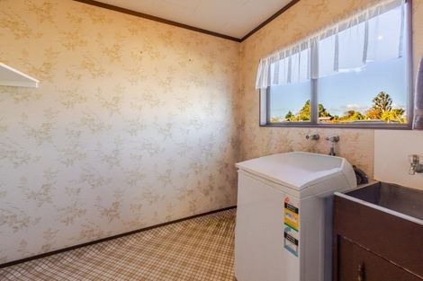 Photo of property in 2 Stiles Avenue, Waipukurau, 4200