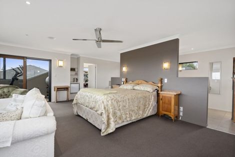 Photo of property in 105 Waikite Road, Welcome Bay, Tauranga, 3175