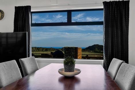 Photo of property in 1202 Frankley Road, Hurworth, New Plymouth, 4371