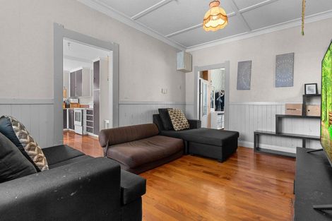 Photo of property in 30 Third Avenue, Avenues, Whangarei, 0110