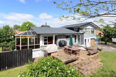 Photo of property in 145 Victoria Street, Cambridge, 3434