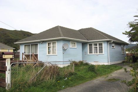 Photo of property in 19 Russell Road, Wainuiomata, Lower Hutt, 5014