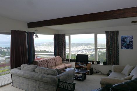 Photo of property in 32 Highbury Road, Highbury, Wellington, 6012