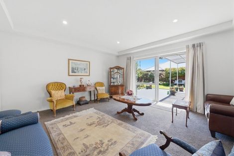 Photo of property in 23 Huntingdon Drive, Rangiora, 7400