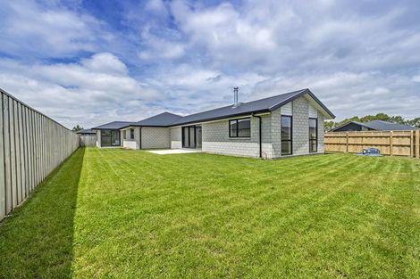 Photo of property in 1 Cedric Place, Darfield, 7510