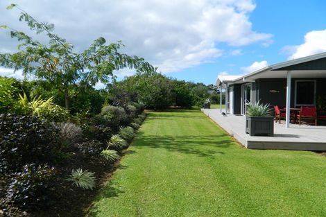 Photo of property in 10 Awhitu Road, Kerikeri, 0230