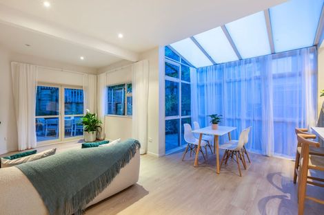 Photo of property in 18 Beach Road, Plimmerton, Porirua, 5026